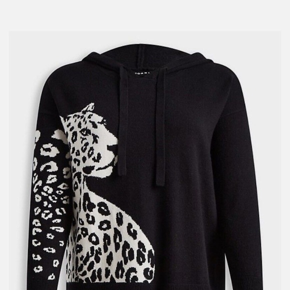 Torrid black hooded sweater with leopard - Picture 4 of 13